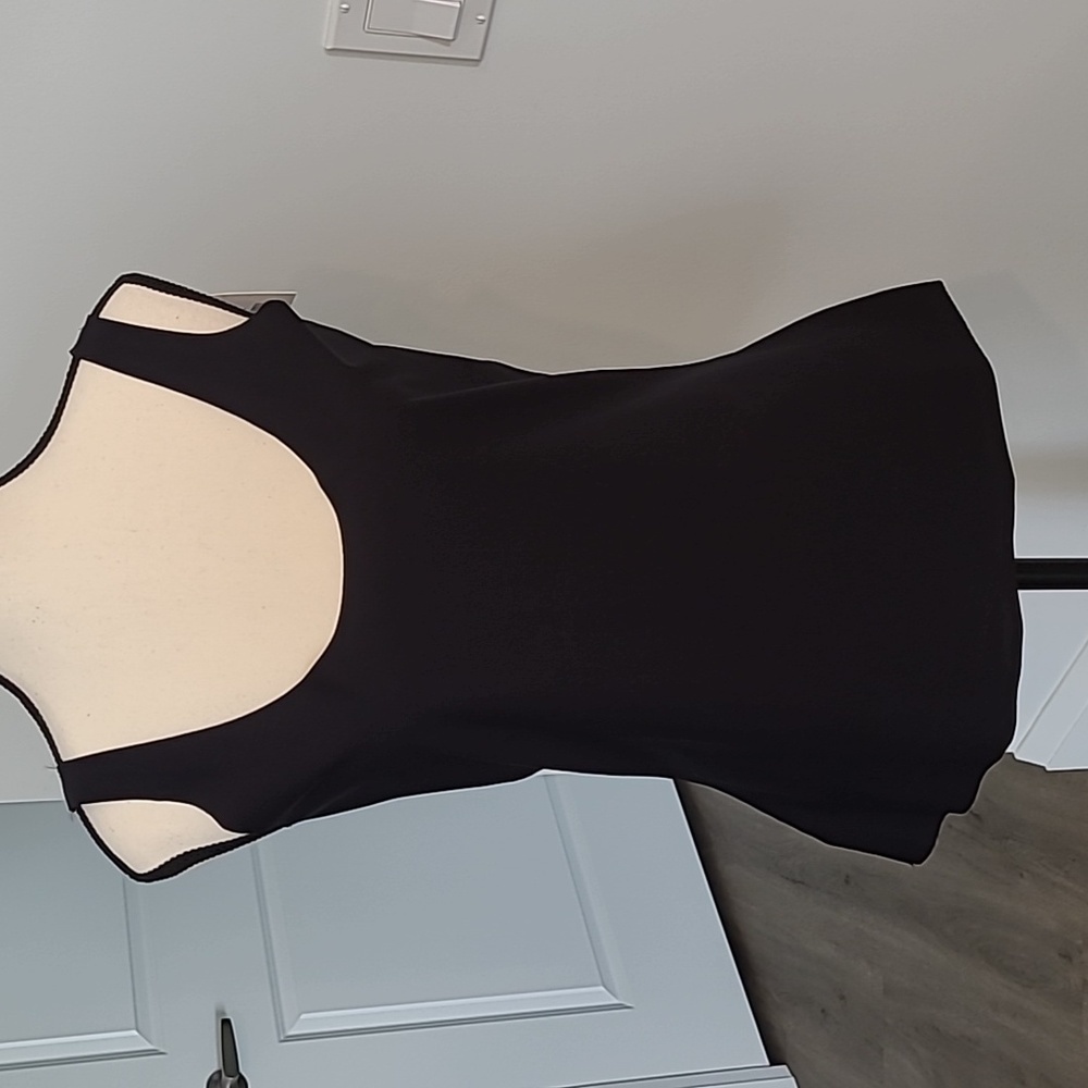 Organic Basics Size L Black Invisible Tank Top